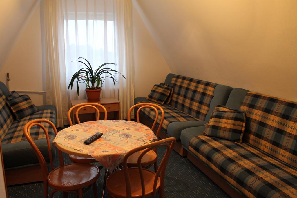Nasz Dom Apartment กอสเชียลิสกอ ภายนอก รูปภาพ